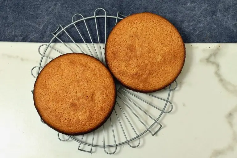 Step 5 - Easy Thai Mango Cake