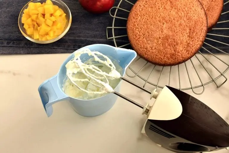 Step 7 - Easy Thai Mango Cake