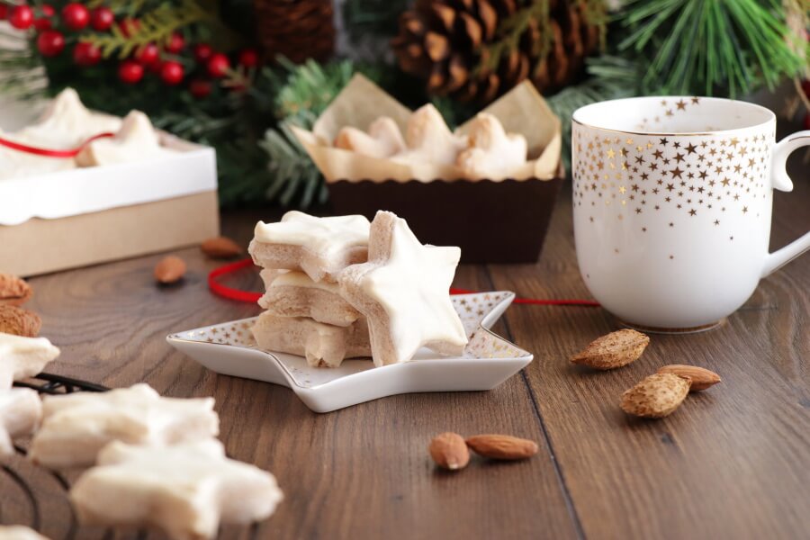 German Cinnamon Star Christmas Cookie Recipe-Authentic Zimtsterne-German Cinnamon Star Cookie