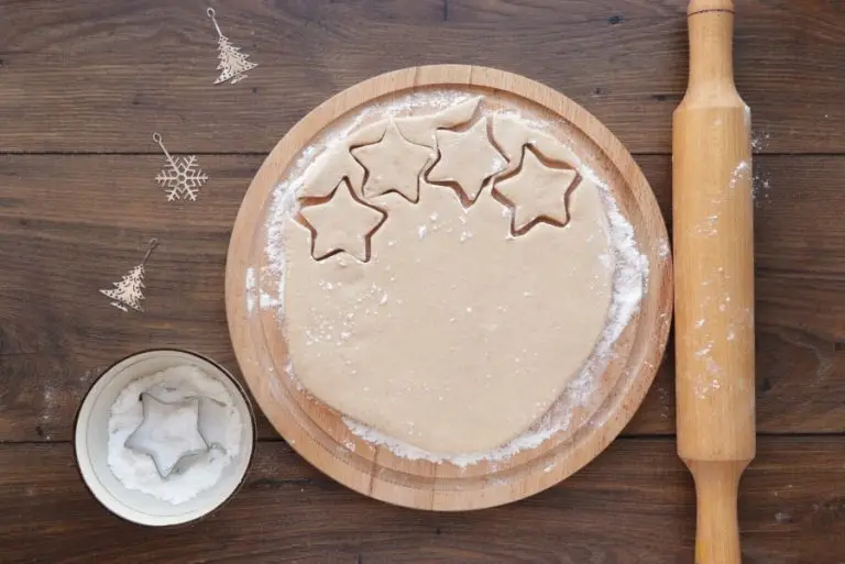 Step 5 - German Cinnamon Star Christmas Cookies