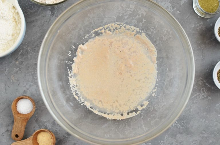 Step 1 - Cloverleaf Herb Dinner Rolls