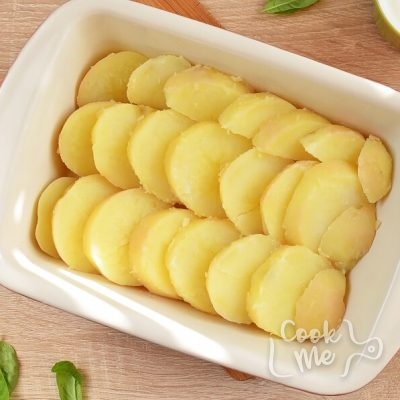 Meat & Potato Bake recipe - step 7