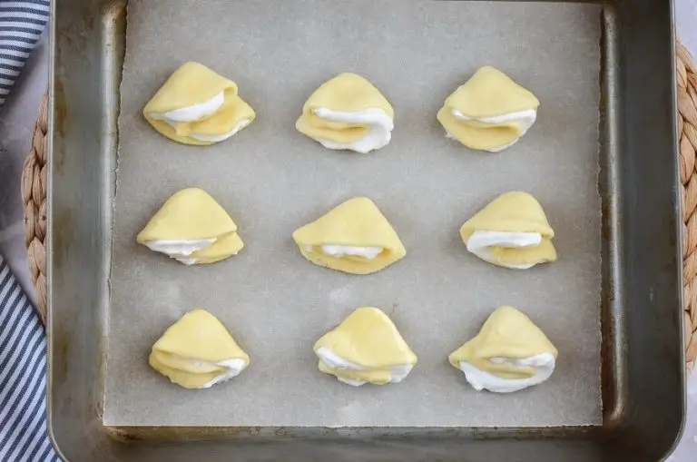 Step 8 - Meringue Shell Cookies (Rakushki)