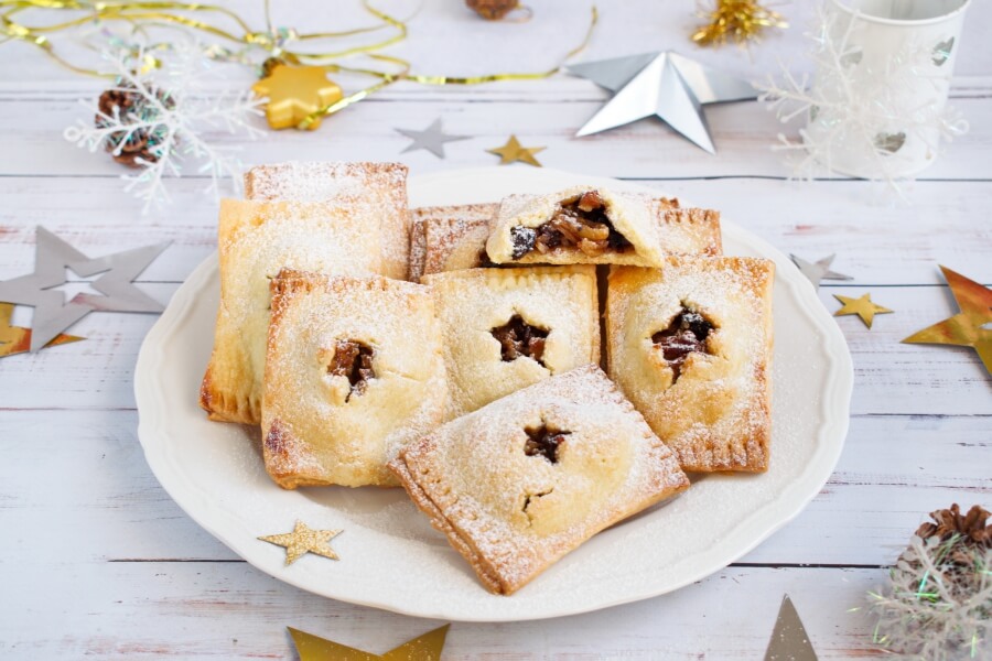 Mincemeat Pop Tarts recipe- Christmas Baking Recipe-How to Make Mince Pie Pop Tarts