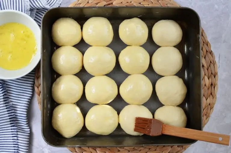 Step 5 - Mini Rolls for a Crowd