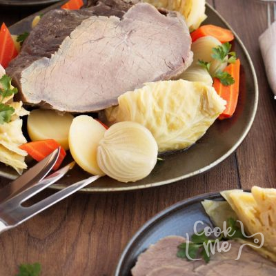 Oven Baked Corned Beef and Vegetables Recipe-Oven Braised Corned Beef & Cabbage-Corned Beef and Cabbage