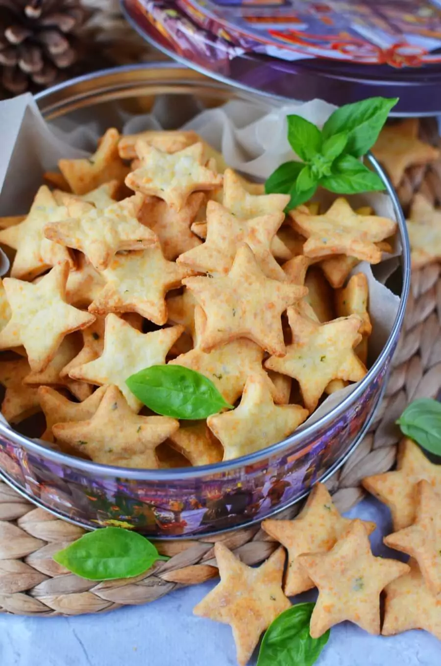 Parmesan Cheddar Basil Bites