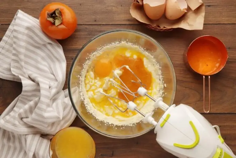 Step 5 - Persimmon Cupcakes