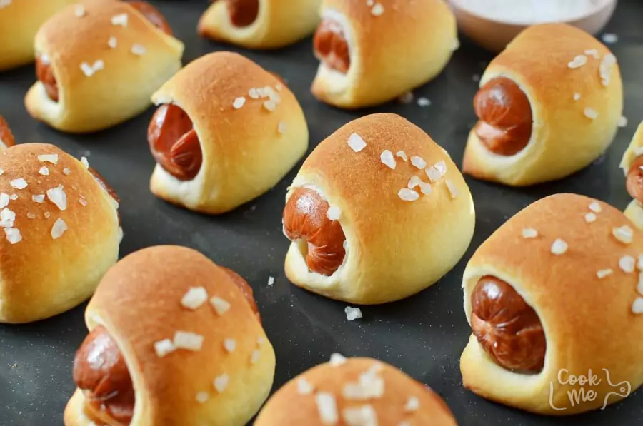 baby shower pigs in a blanket