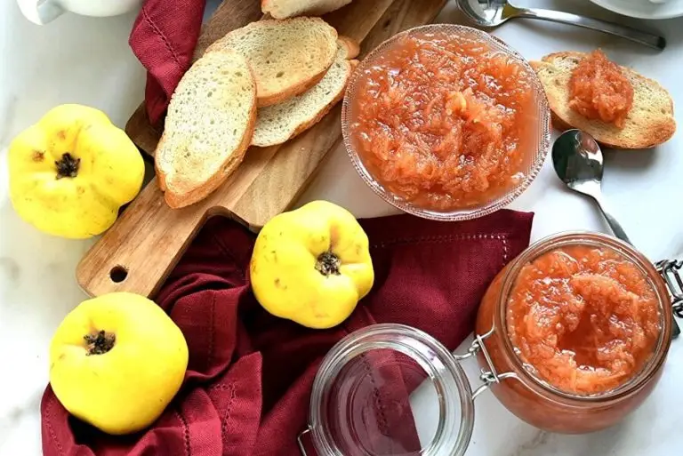 Step 4 - Quince Jam