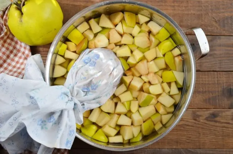 Step 2 - Quince Preserve
