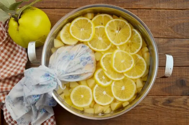 Step 3 - Quince Preserve