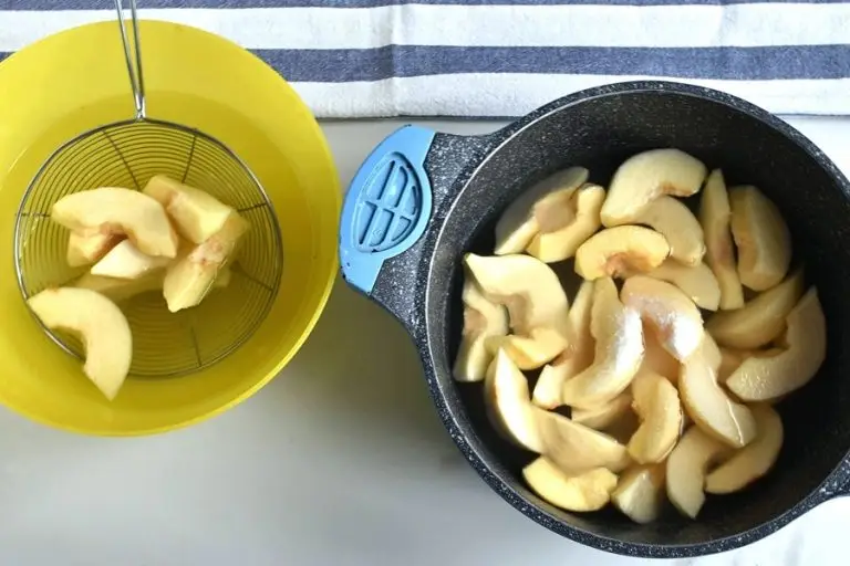 Step 2 - Quince Preserves in Syrup