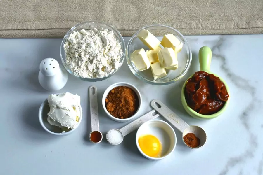 Ingredients for Pastelitos de Dulce de Leche