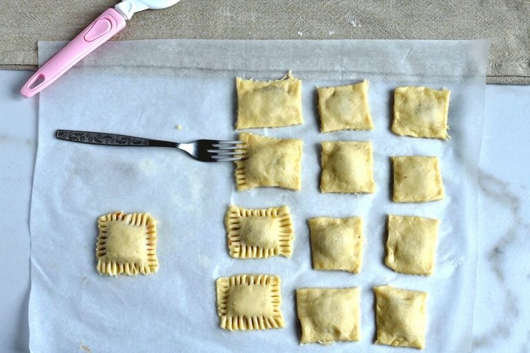 Step 12 - Pastelitos de Dulce de Leche