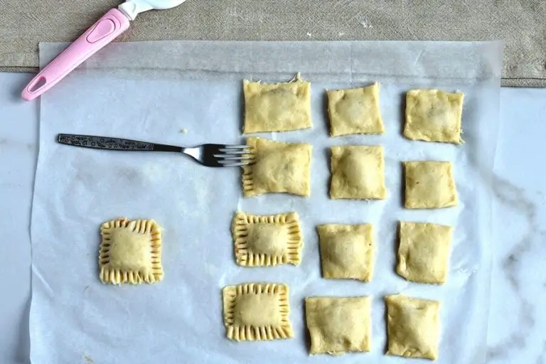 Step 12 - Pastelitos de Dulce de Leche