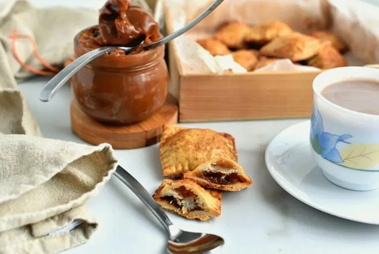 Step 14 - Pastelitos de Dulce de Leche