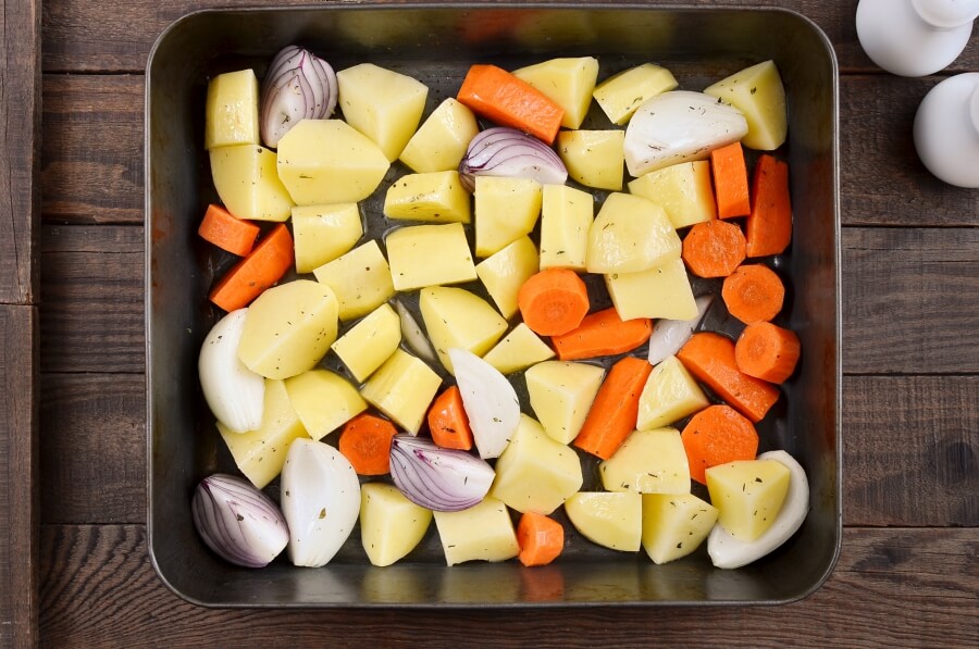 Roast Chicken and Vegetables recipe - step 2