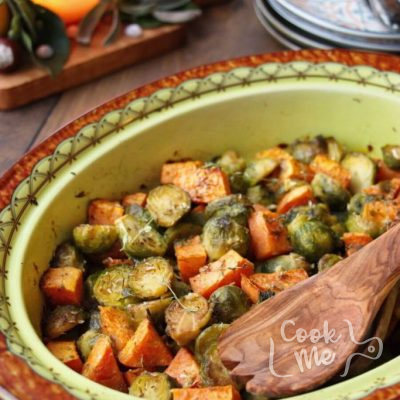 Roasted-Sweet-Potatoes-and-Brussels-Sprouts-Recipe-Crispy-Brussels-Sprouts-and-Sweet-Potatoes-Roasted-Brussels-Sprouts-Sweet-Potatoes