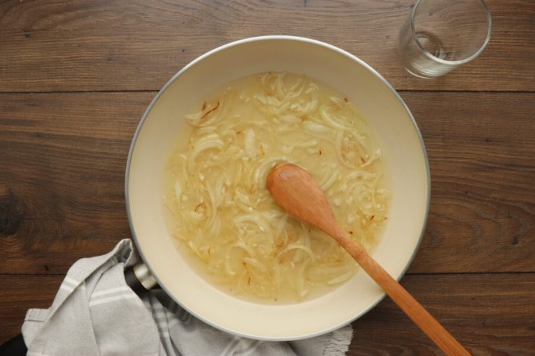Skillet Gnocchi with Chard & White Beans Recipe Cook.me Recipes
