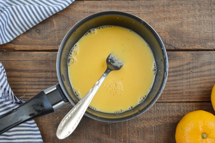 Tangerine Cream Parfait recipe - step 3