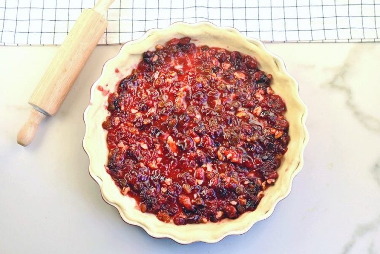 Step 5 - Walnut-Cranberry Pie