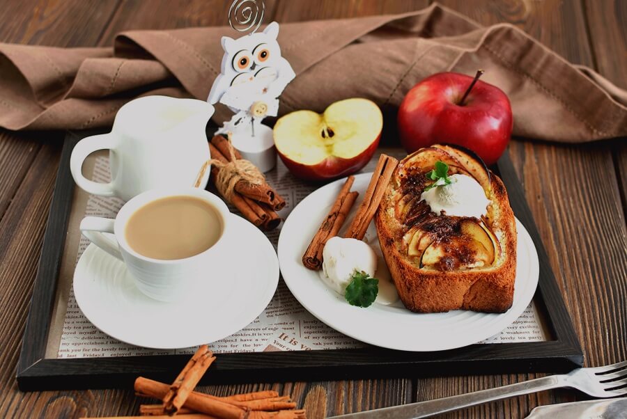 Apple Pie Toast