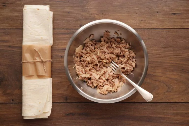 Step 1 - Avocado Tuna Wraps
