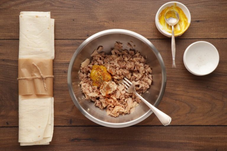 Step 2 - Avocado Tuna Wraps