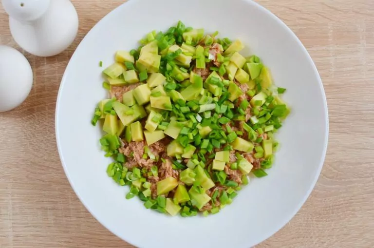 Step 2 - Avocado and Tuna Salad Wraps