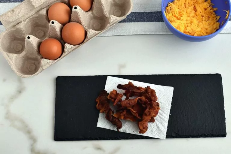 Step 4 - Bacon & Egg Hash Browns