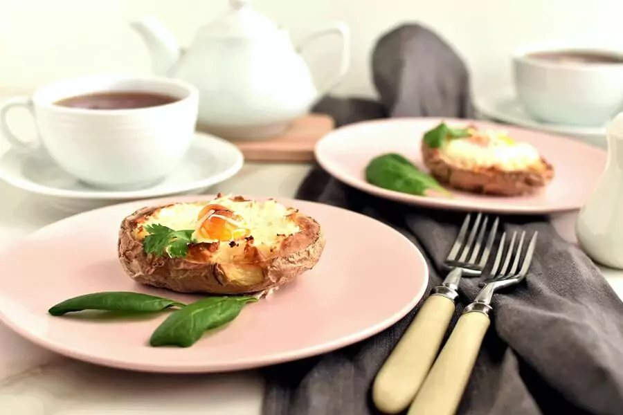 Breakfast Baked Potato Boat