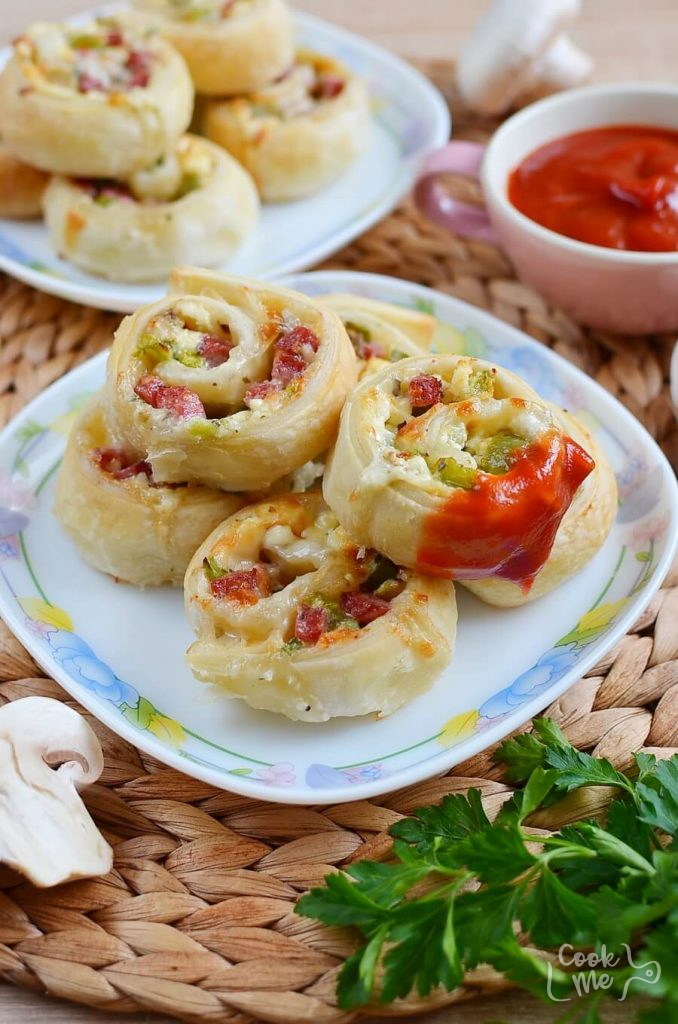 Simple Cheese and Pepperoni Bites