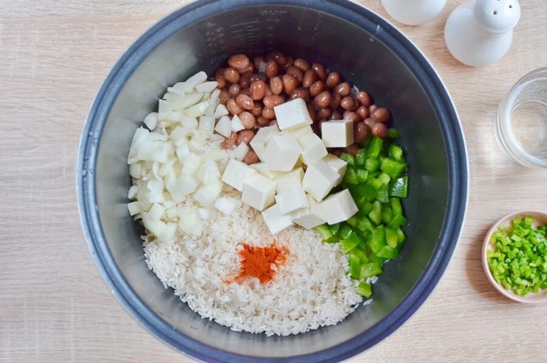 Step 1 - Chile Verde Tofu and Rice