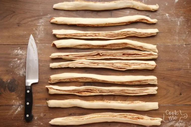Step 7 - Christmas Bread Wreath