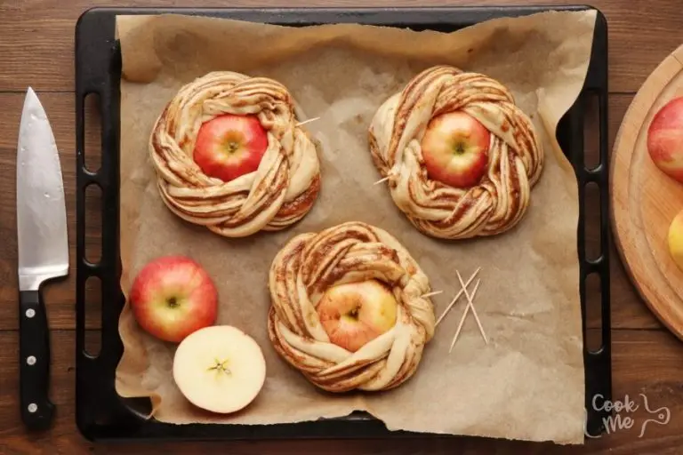 Step 11 - Christmas Bread Wreath