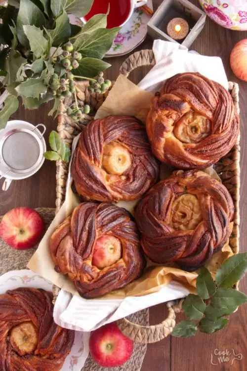 Christmas Bread Wreath
