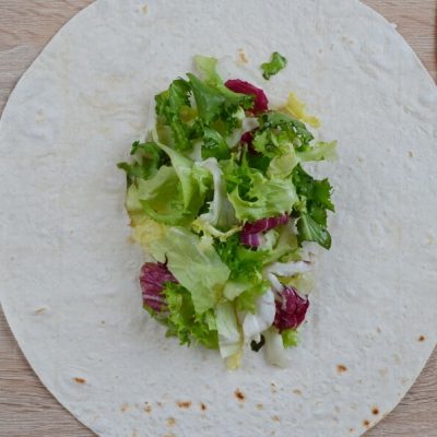 Coronation Chicken Salad Wraps recipe - step 3