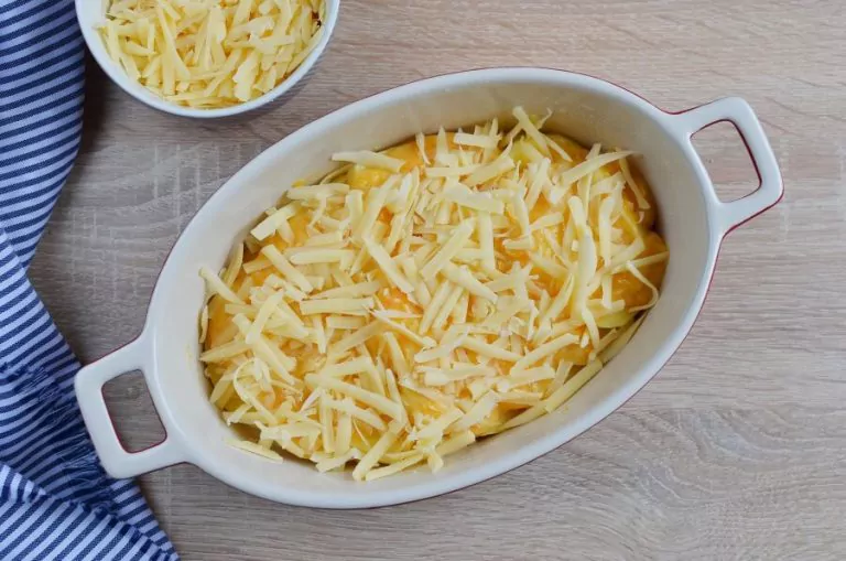 Step 5 - Creamy Pumpkin and Cheddar Scalloped Potatoes