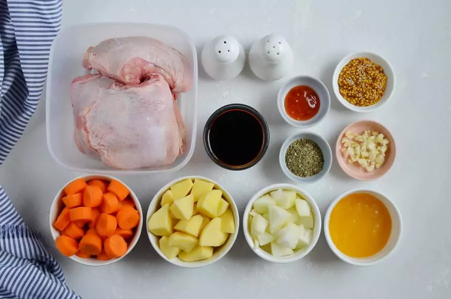 Ingredients for Crockpot Balsamic Chicken and Vegetables