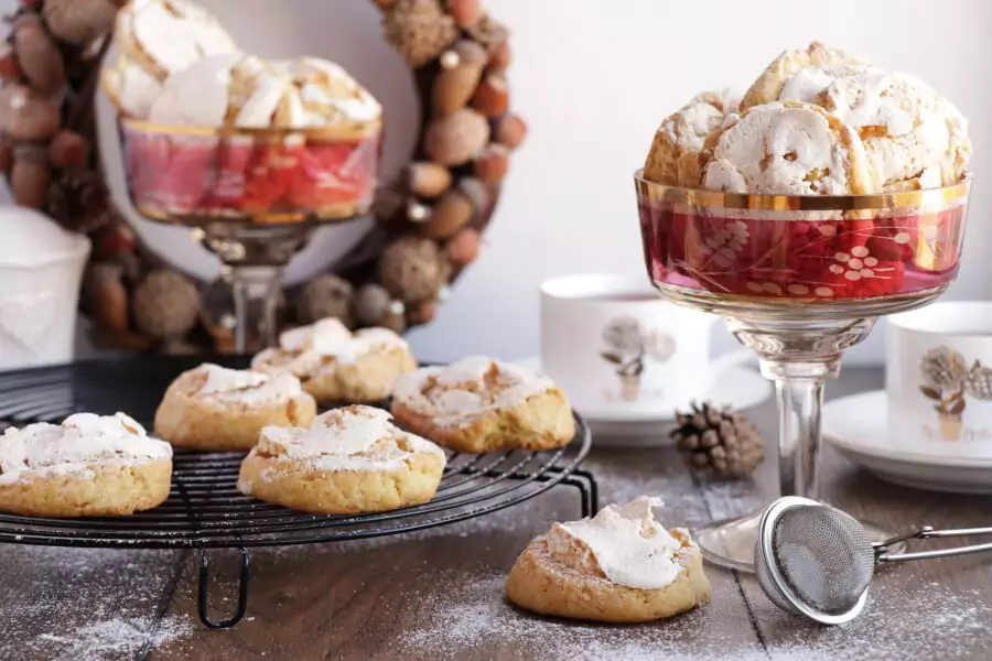 Finnish Meringue Cookies Recipe-Easy Meringue Cookies-How to Make Finnish Meringue Cookies