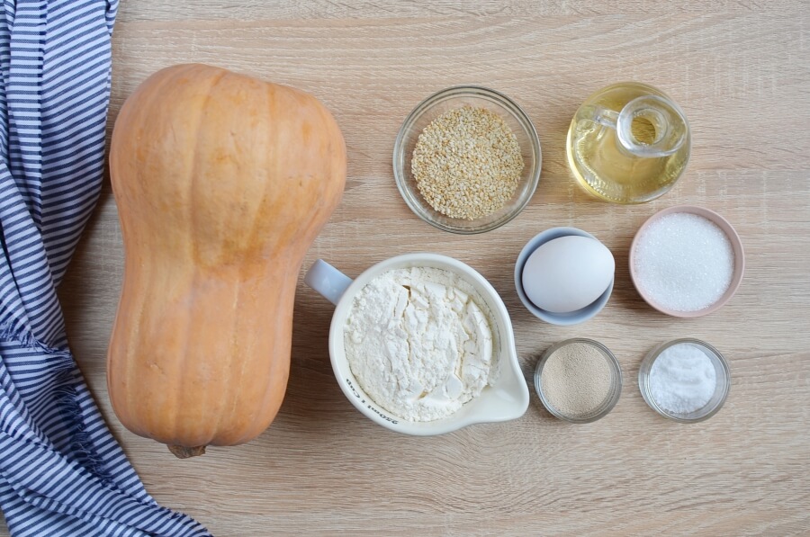 Ingridiens for Fluffy Butternut Squash Rolls