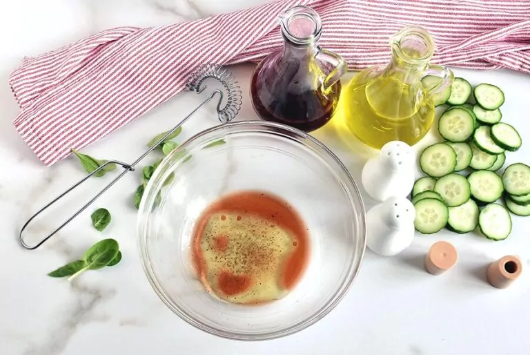 Step 1 - Greek Salad Wraps