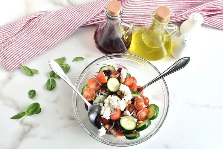Step 3 - Greek Salad Wraps