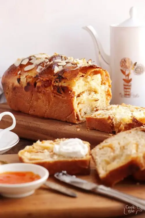 Herbed Goat Cheese and Apricot Babka