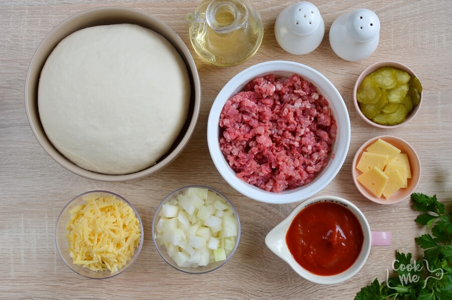 Ingridiens for Homemade Cheeseburger Muffins