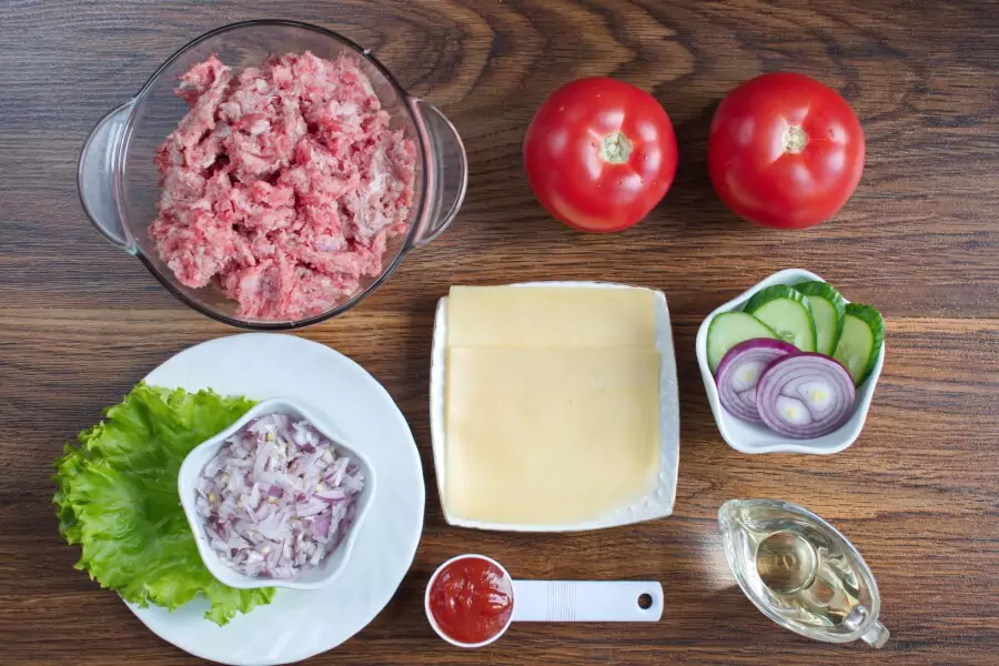Ingredients for Keto Tomato Cheeseburger Without the Bun