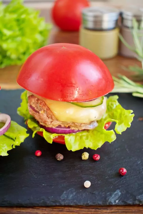 Keto Tomato Cheeseburger Without the Bun