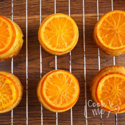 Mandarin Upside-Down Cakelets recipe - step 12