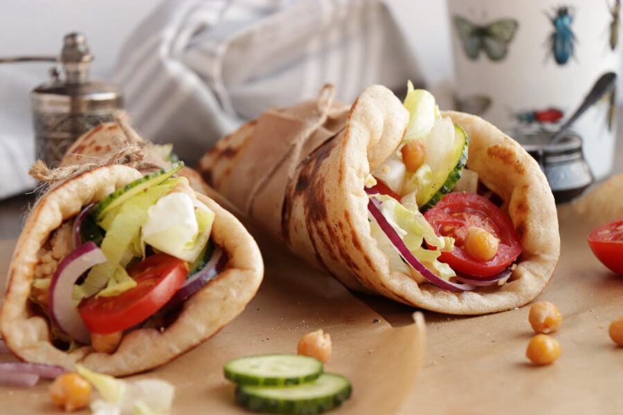 Mediterranean Chickpea Naan Wraps Recipe-Chickpea Naan Wraps-Easy Chickpea Naan Wraps